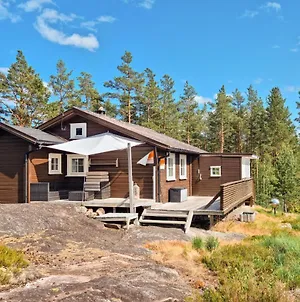 Stunning Home In Risdal With 3 Bedrooms Mjåvatn Exterior photo
