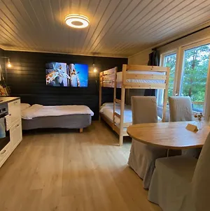 Kveldsro Cabin In Nice Surroundings Kristiansand Exterior photo