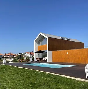 Modern Barn House In Countryside Vila Murtosa Exterior photo