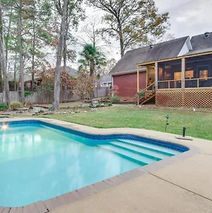 Welcoming Brandon Home With Pool And Screened-In Deck Exterior photo