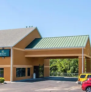 Quality Inn & Suites Centerville Exterior photo