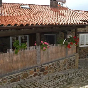 Apimonte Casa Do Pascoal - Pn Montesinho Vila Bragança Exterior photo