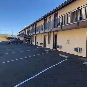 Golden Hills Motel Tehachapi Exterior photo