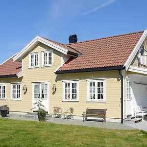 10 Person Holiday Home In Kongshavn Dal  Exterior photo